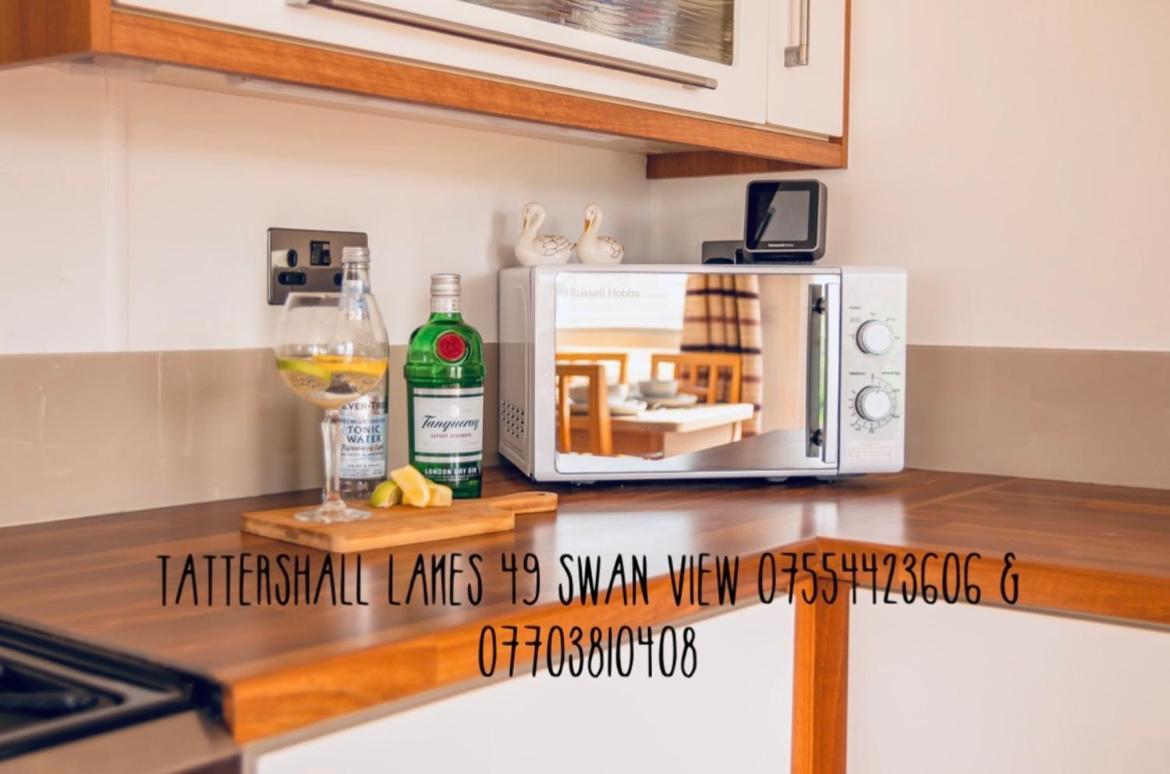 Swan View Retreats # Hottub # Egg Chair # Bbq & Bikes Included 8 Berth *